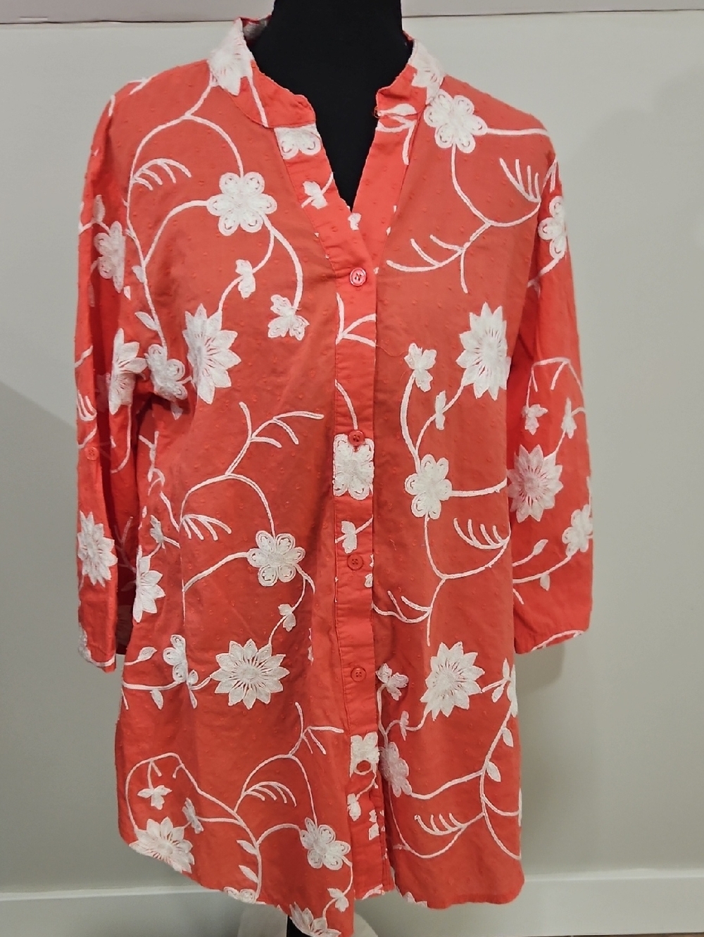 NorthStyle Coral Embroidered Cotton Tunic. Size M